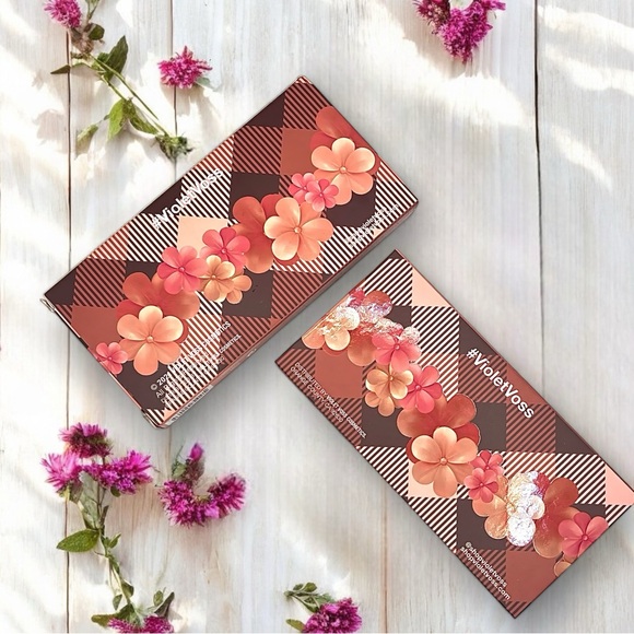 VIOLET VOSS Windflower Fun-Sized 10-pan Palette - Picture 4 of 9